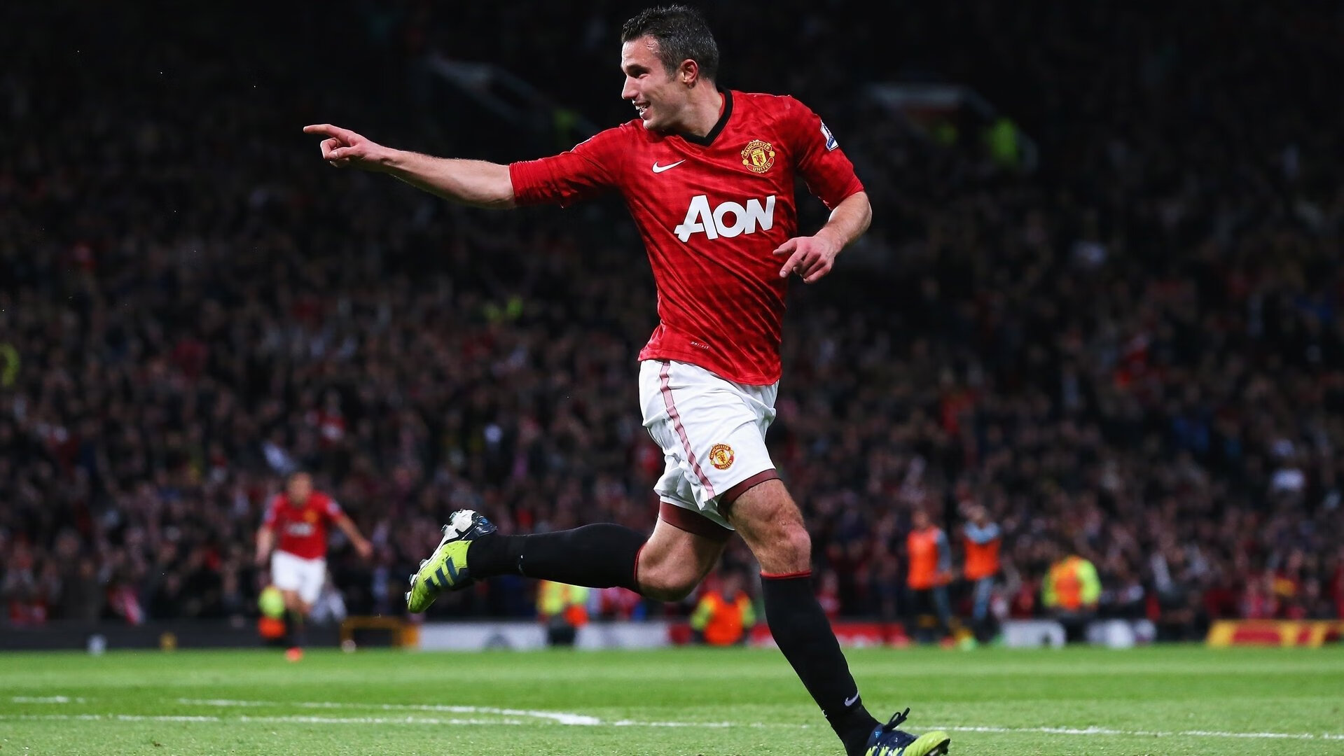 “燃烧你的心跳：每一圈都令人血脉喷张”，心燃烧每一秒是什么歌