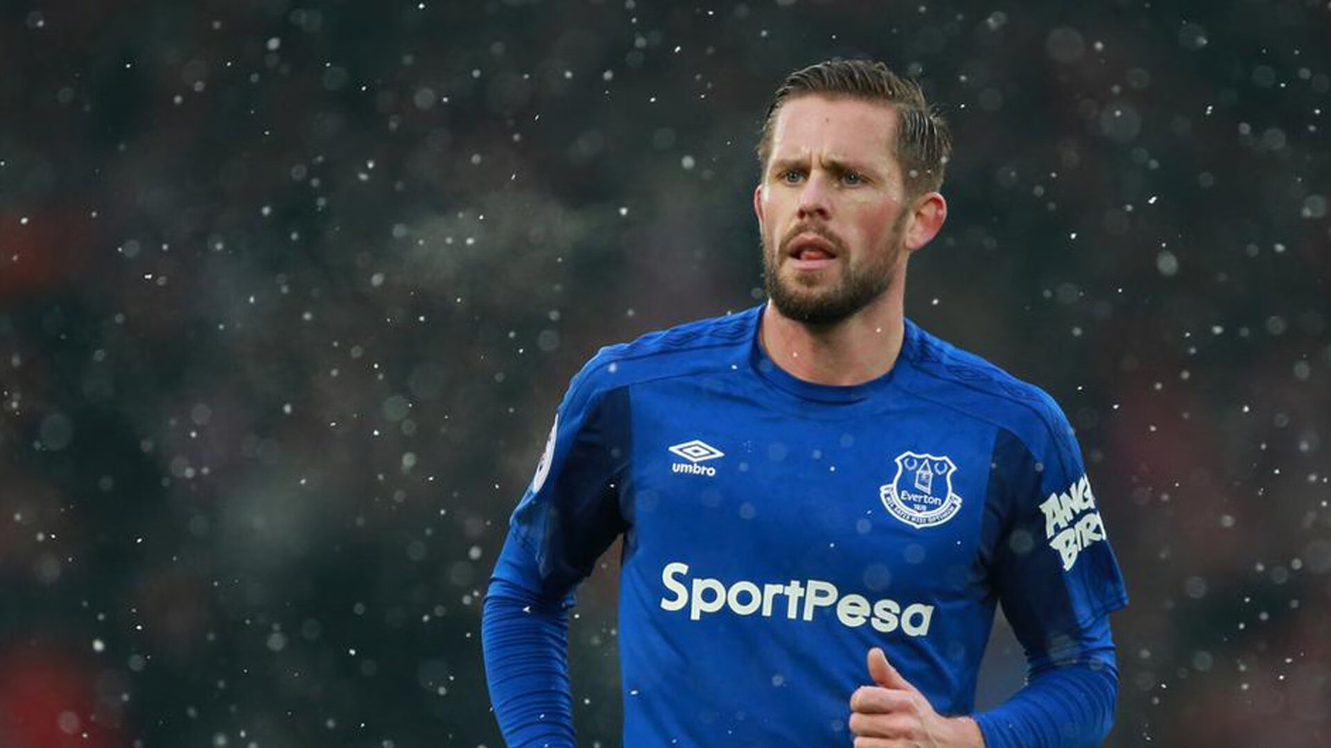 九游体育官网-专业体能训练：球队如何提升整体战斗力？，球员体能训练